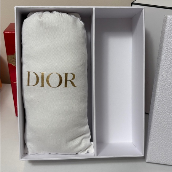 DIOR Jewelry Box with two compartments & Jewelry Pillow - Picture 3 of 8